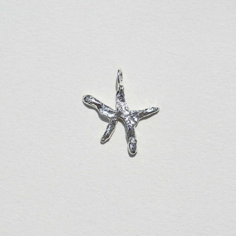 WEIRD STAR PENDANT 01